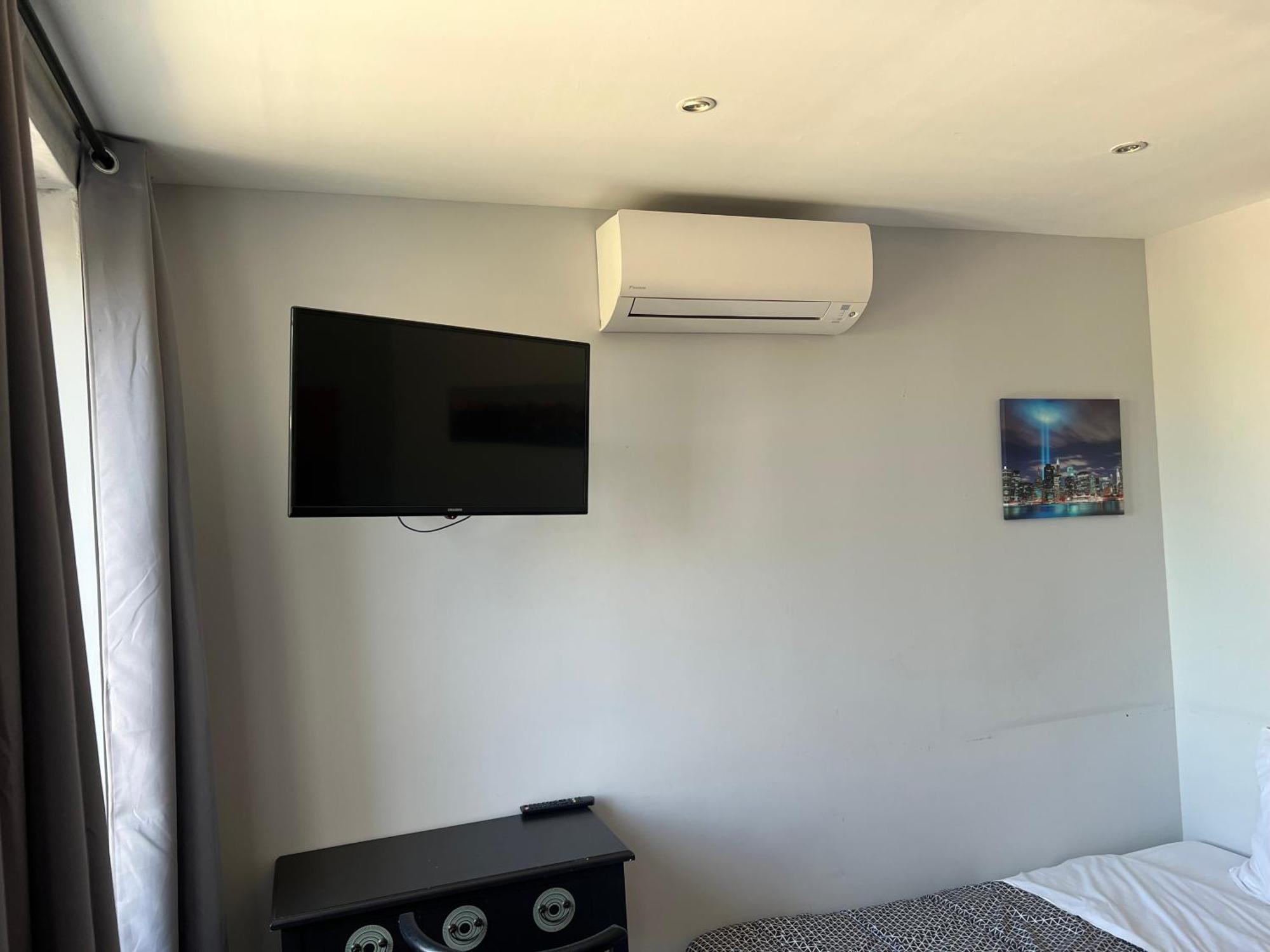 Hotel Des 2 Gares Auxerre Ngoại thất bức ảnh