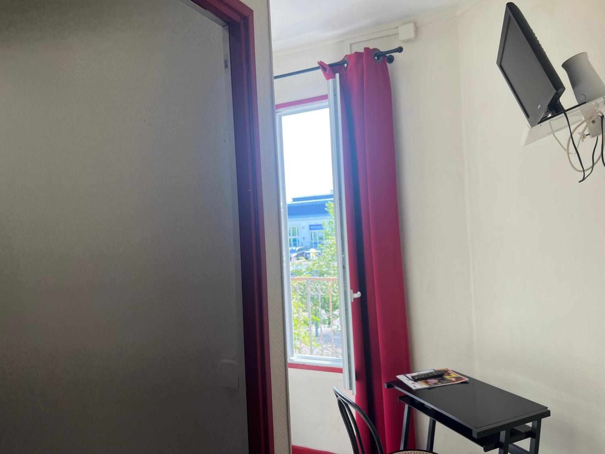 Hotel Des 2 Gares Auxerre Ngoại thất bức ảnh