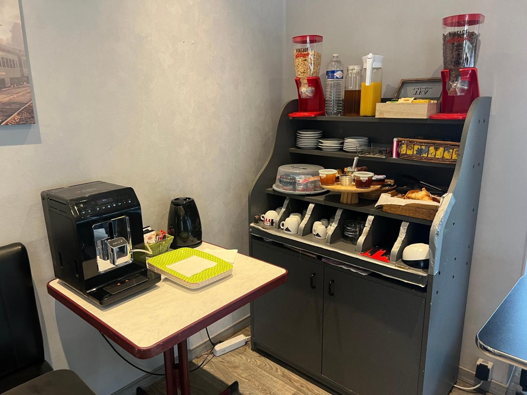Hotel Des 2 Gares Auxerre Ngoại thất bức ảnh